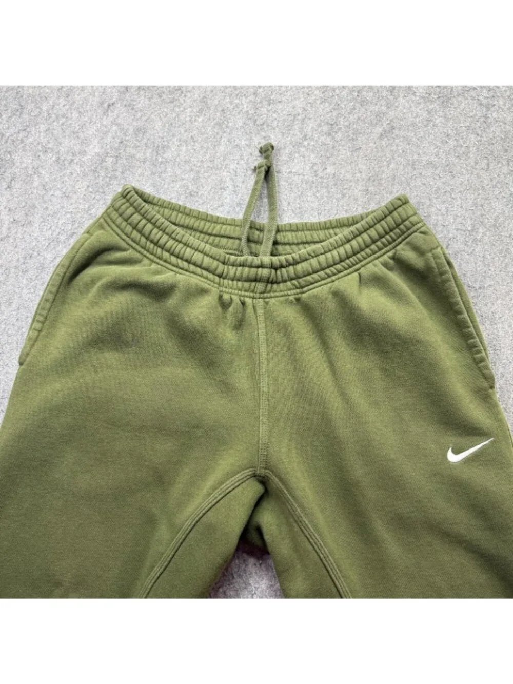 Nike Sportswear Club Fleece Joggers Men M Green Tapered 29